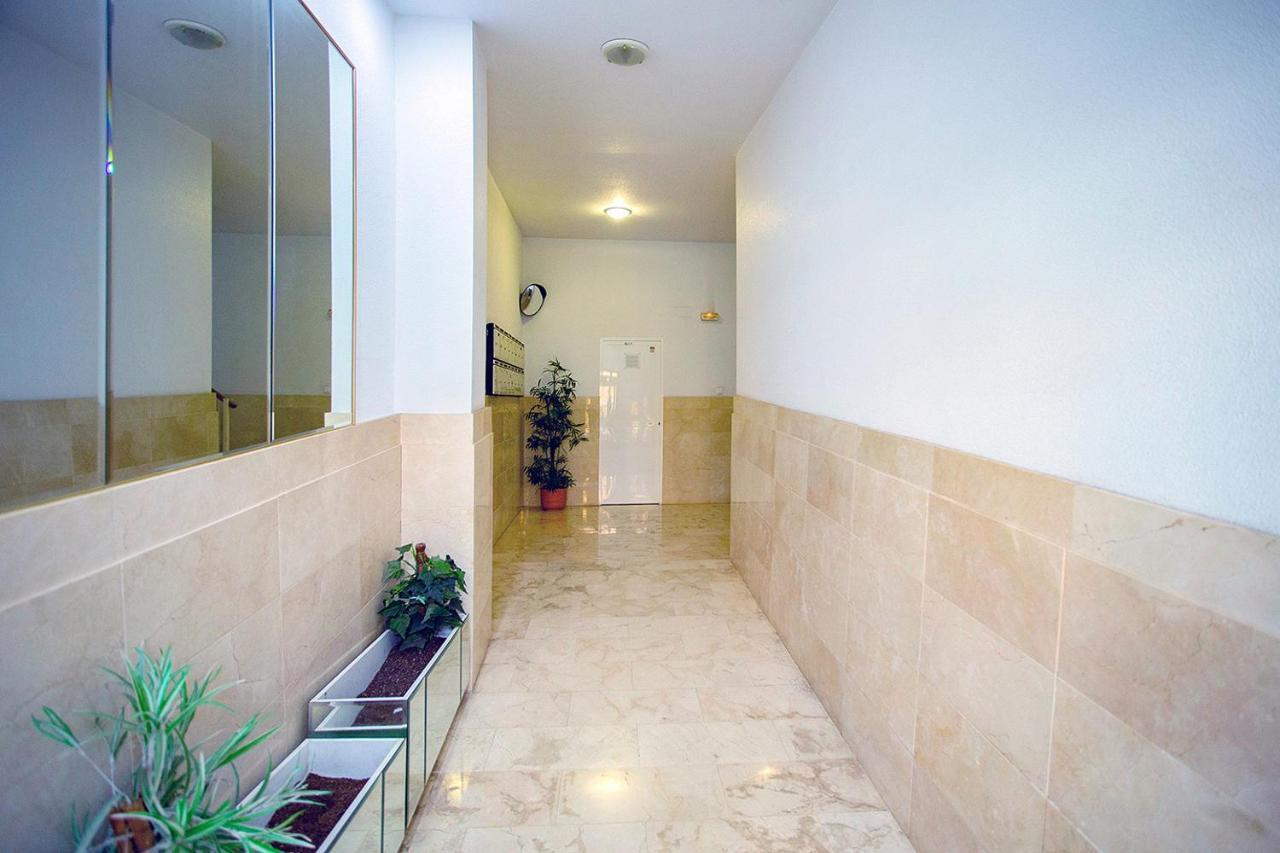 125 City Beach - Alicante Holiday Торрев'єха Екстер'єр фото